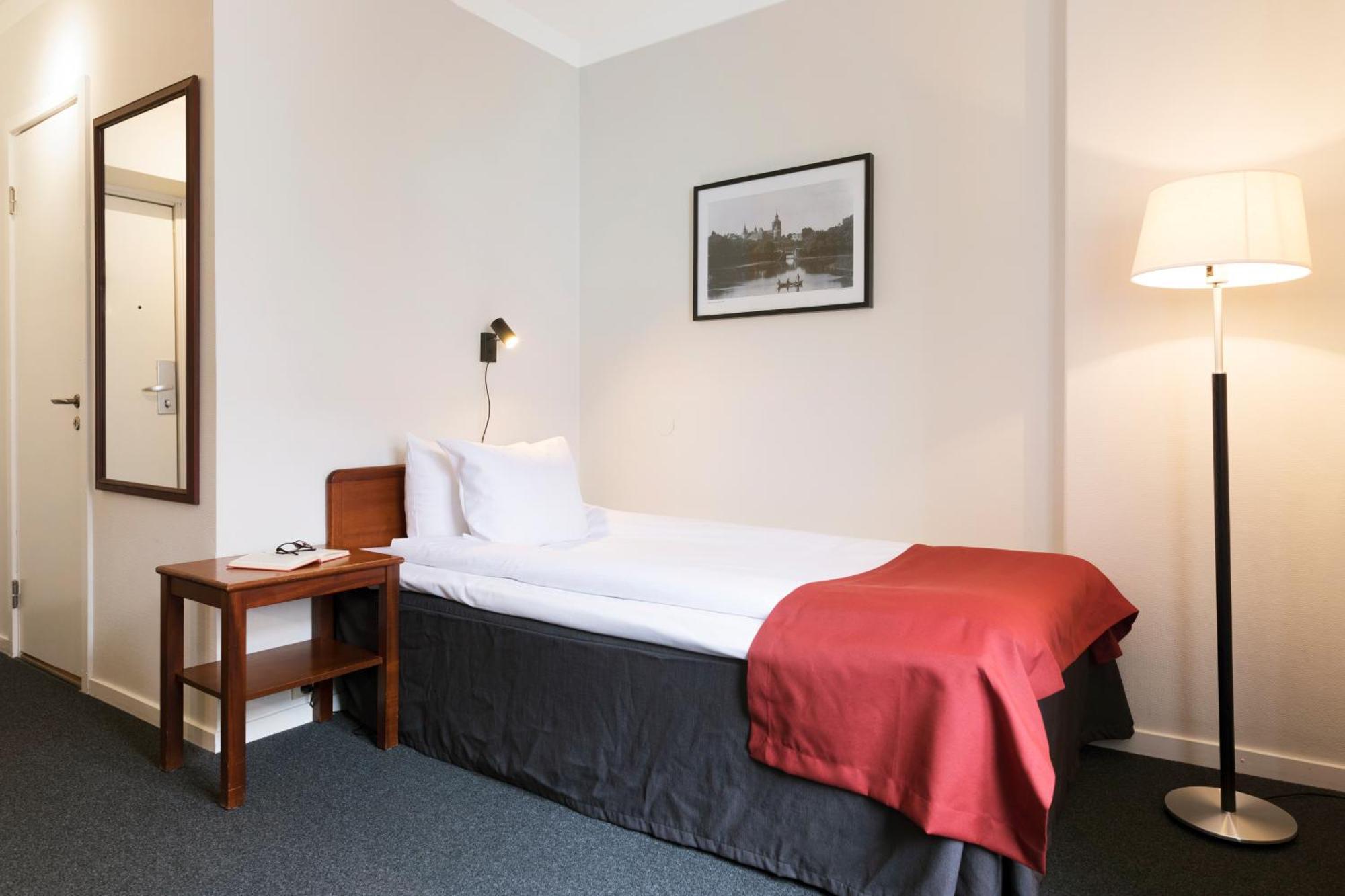 Profilhotels Calmar Stadshotell Kalmar Ruang foto
